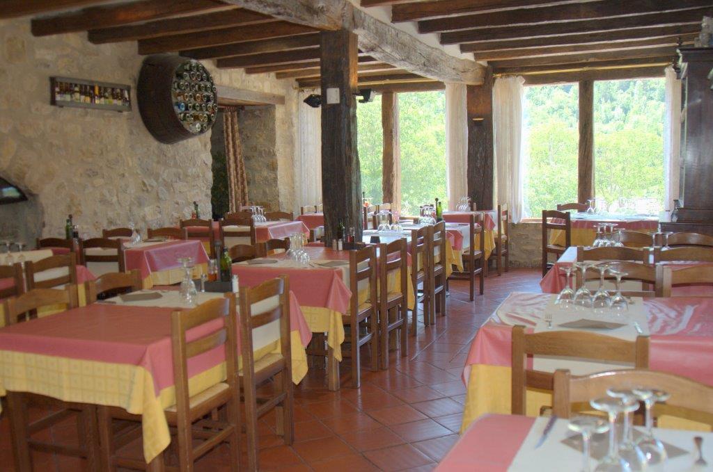 Hostal De La Rovira Ош Экстерьер фото