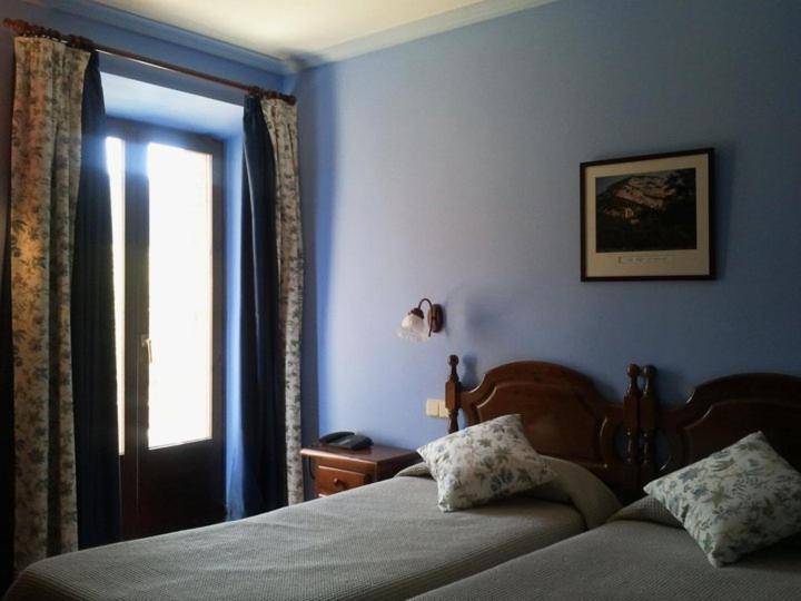 Hostal De La Rovira Ош Номер фото