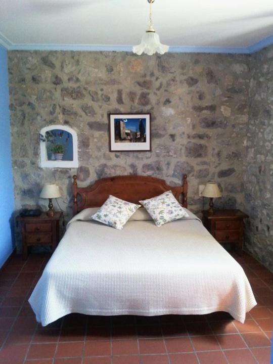 Hostal De La Rovira Ош Номер фото