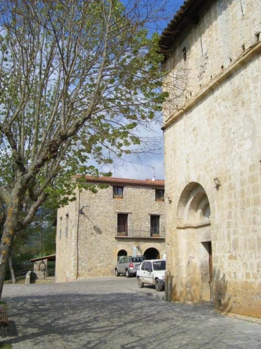 Hostal De La Rovira Ош Экстерьер фото